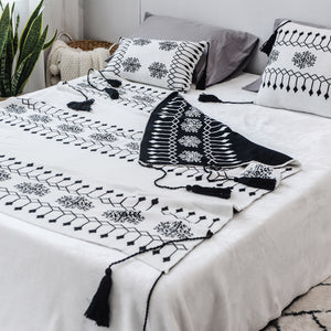 CloudSoft Tassel Cotton Blanket