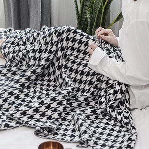 Houndstooth Cotton Multi-Use Throw