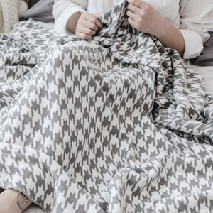 Houndstooth Cotton Multi-Use Throw