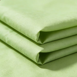 Woven Nylon Waterproof Windproof Moisture-Permeable Insulated Fabric for Outdoor Apparel