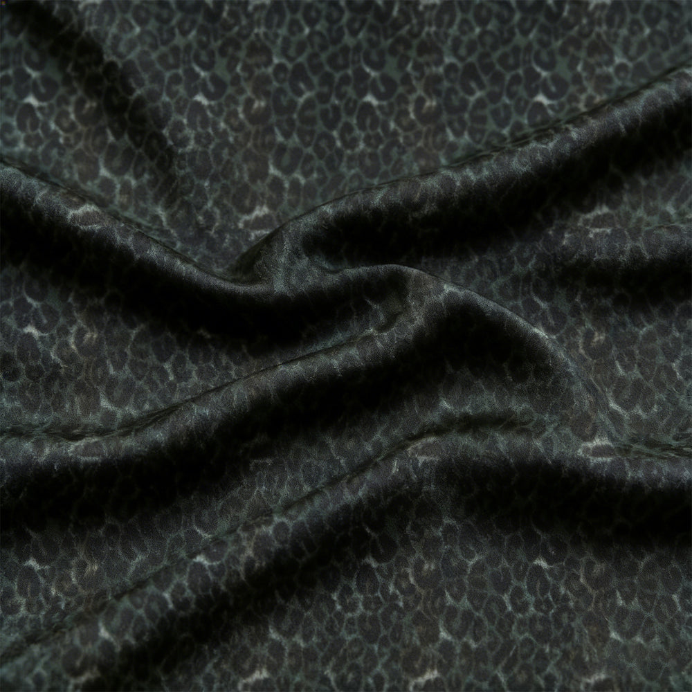 Woven Plain polyester Yarn - Dyed Woolen Leopard Jacquard