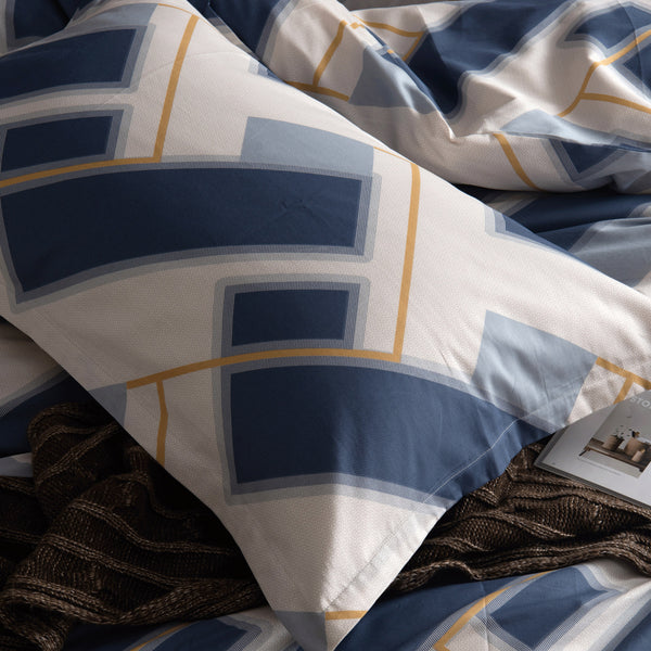 Printed 4-Piece Bedding Set