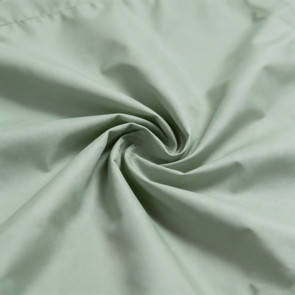 Woven 100% Nylon Waterproof Breathable Plain Fabric for Spring/Summer Outdoor Wear